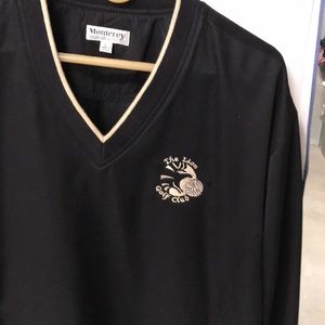 Monterey wind shirt. Golf club emblem on shirt
